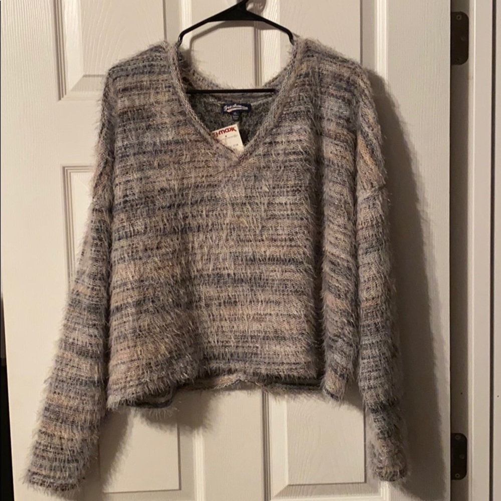 long sleeve crop top
